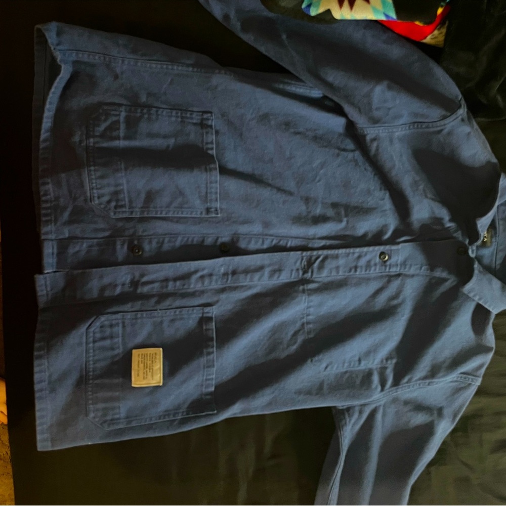 Heavy duty dark blue flannel.